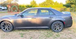 کرایسلەر 300